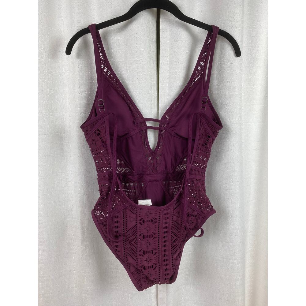 Becca by Rebecca Virtue Color Play Purple Crochet Lace Illusion Swimsuit Sz.S - Picture 9 of 16